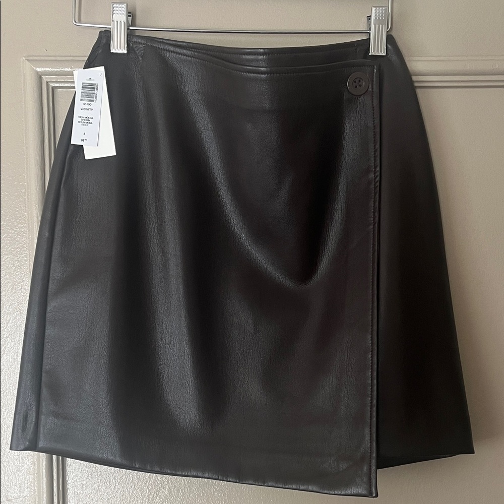 Aritzia Brown Leather Wrap Skirt - Size 8 New